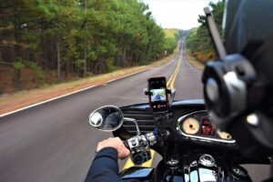 一人旅に必要な持ち物として充電器はどれを選ぶべき？
