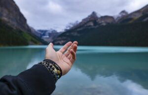 一人旅で自由に感じるためのおすすめポイントは？