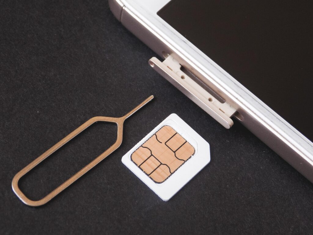 男性の一人旅に最適な海外SIMカードの選び方は？