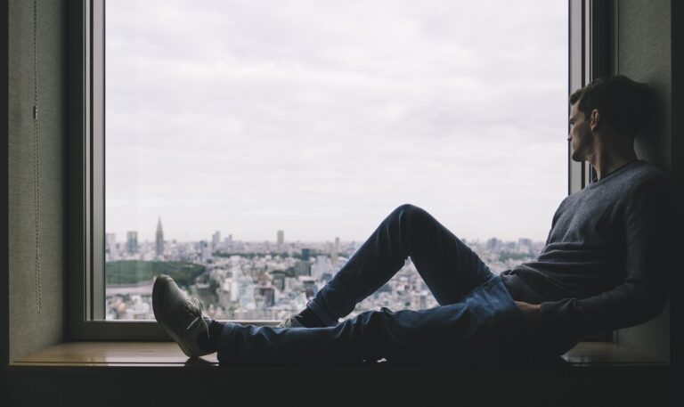 男の一人旅での交流方法はこれだ！？