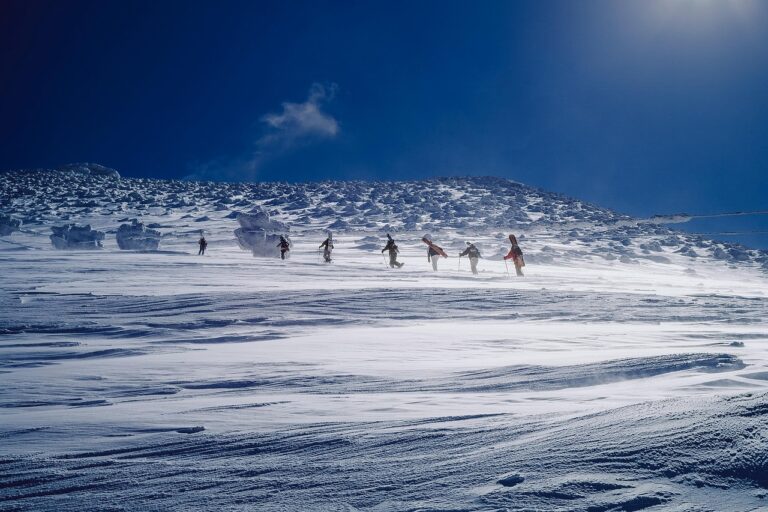 男の一人旅で登山する際の注意点は？